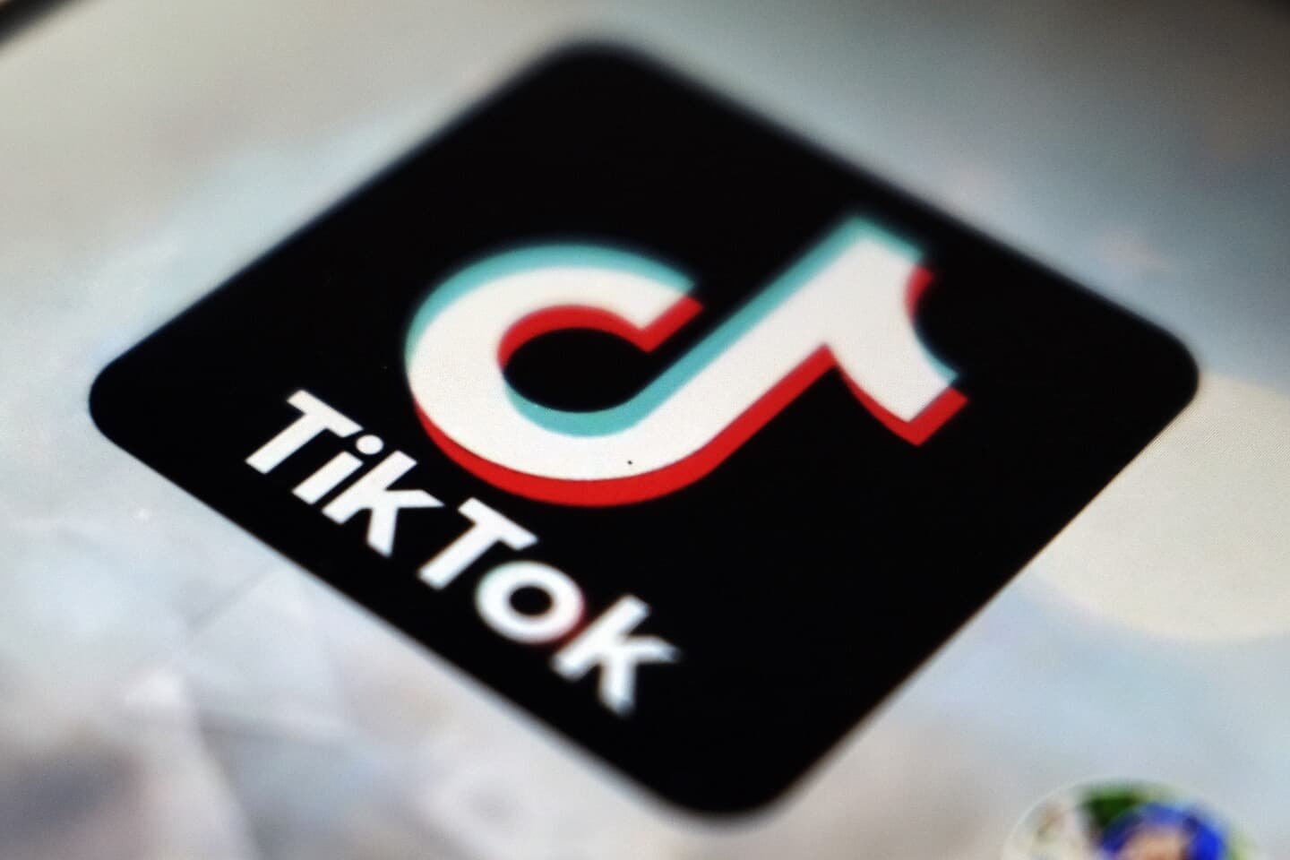how tiktok reads your mind